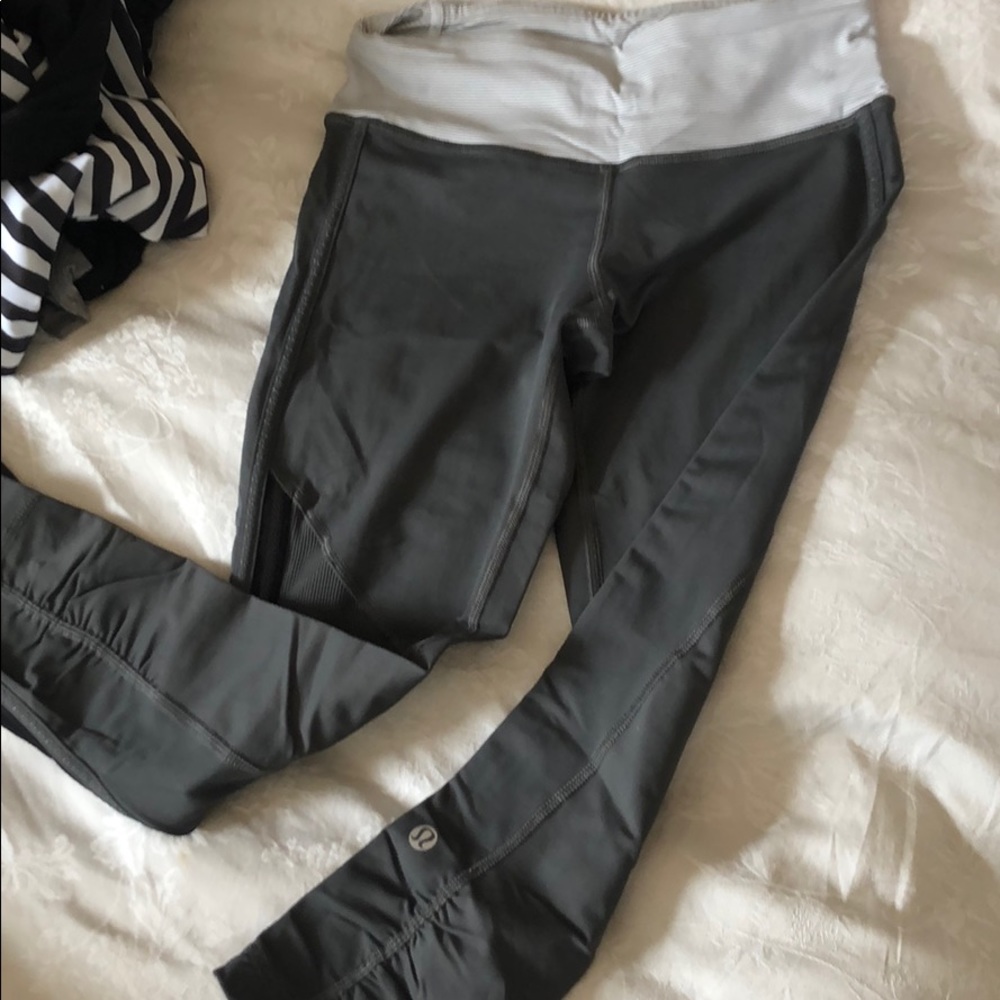 Lululemon Grey cropped leggings
